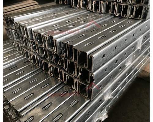 С-профиль перфорированный К110 2,0-80x40x2000 мм, оцинкованный