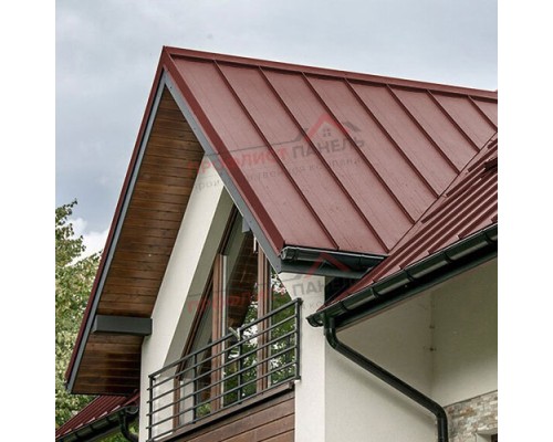 Фальц двойной стоячий Line 0,45 PE с пленкой на замках RAL 3009 оксидно-красный.