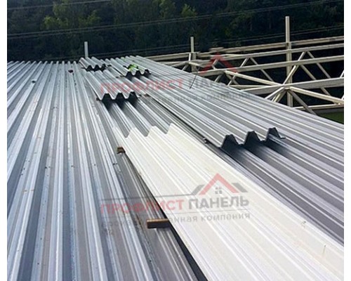 Профнастил Н135-930-1.5 Полиэстер RAL6005