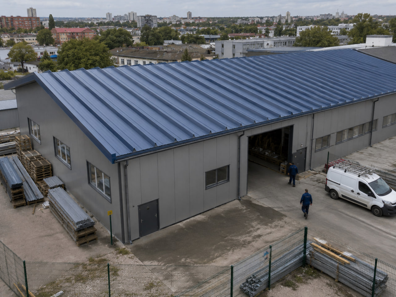 Крыша коммерческого здания