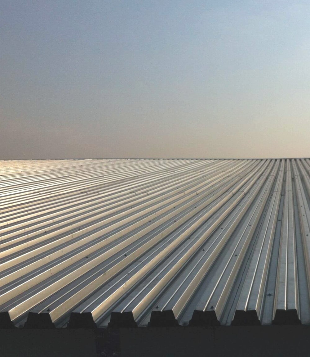 Фасадное решение из несущего профнастила