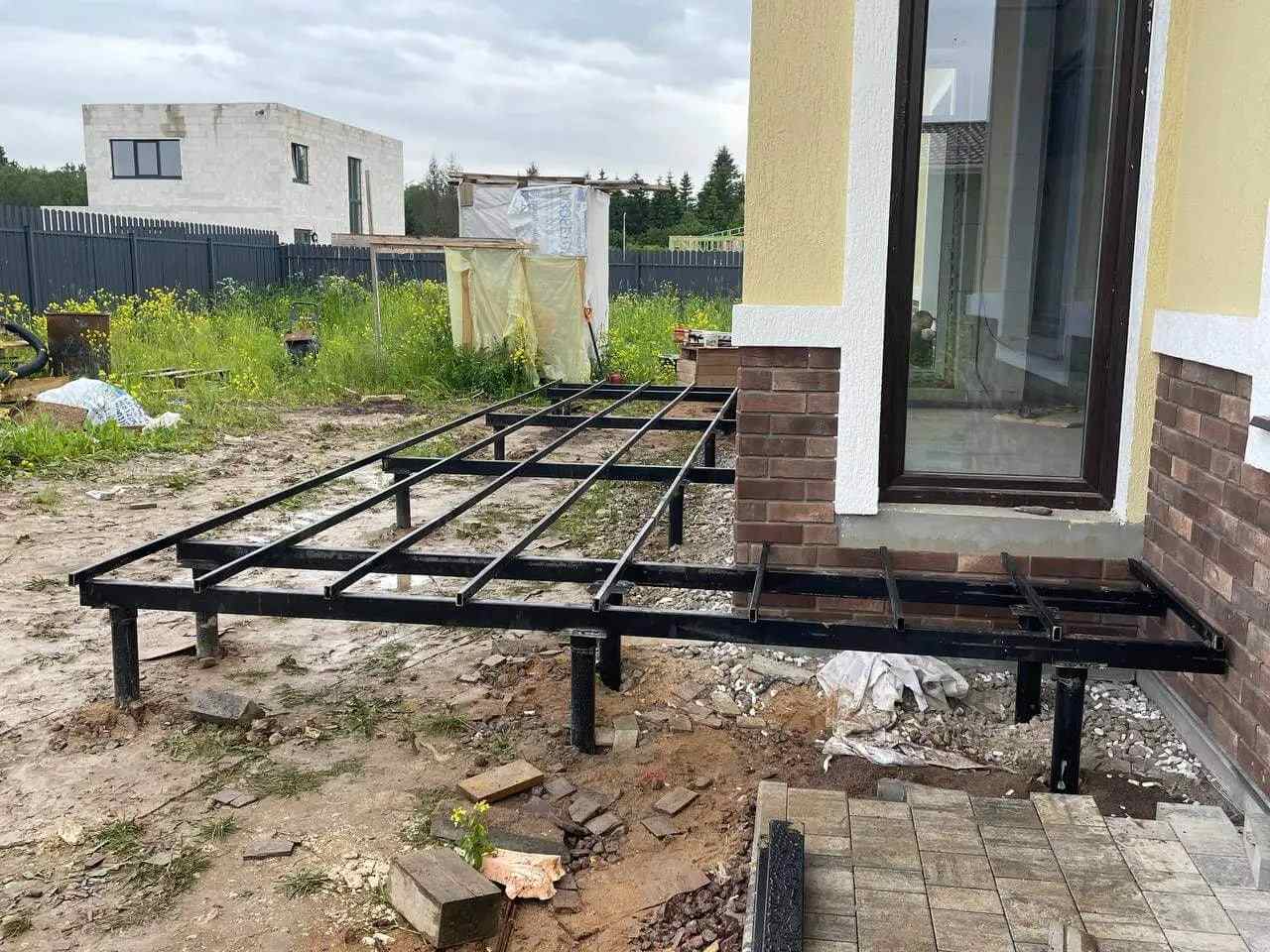 Винтовые сваи под бытовку или блок-контейнер